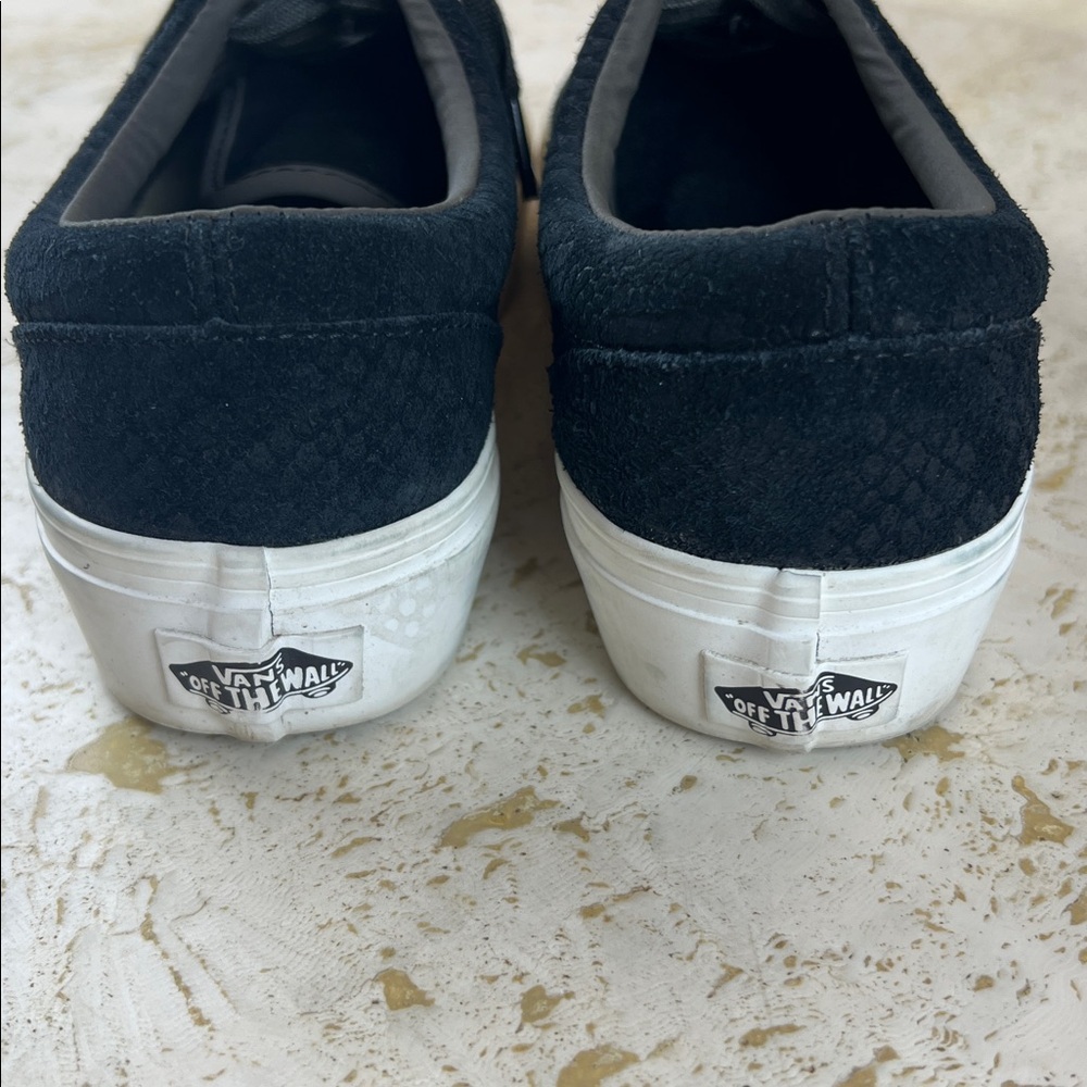 Vans Black Animal Era Embossed Platform Trainers Womens 8, men’s 6.5 - Picture 5 of 11
